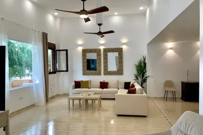 Image de Large New Housing -Pool -12 pers. Beach within walking distance