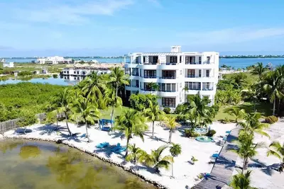 Image de San Pedro Condo 2Bed/2Bath Sunset suite #6