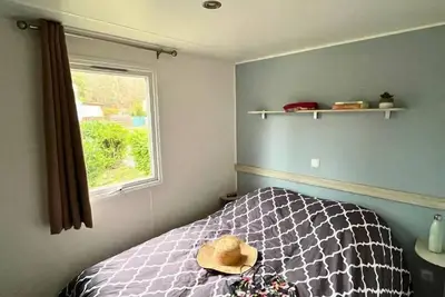 Image de GemĂĽtliches Mobilheim, 4 Zimmer, 6 Personen, Klimaanlage + Tv