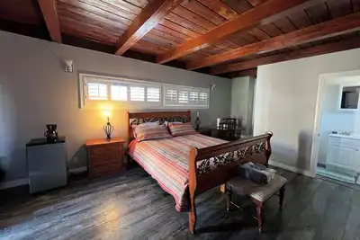 Image de 1-bedroom vacation home just 5 minutes to Kia Forum