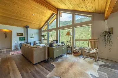 Image de River Canyon Crest - Klickitat River View!