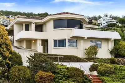 Image de Swan Sea Retreat - Stunning 360 Waterfront views