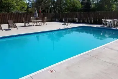 Image de Endless Summer- heated pool- close to beach
