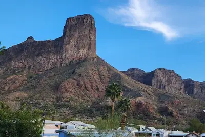 Image de Parker Strip River Home with Mtn & River Views & Boat Launch, Beautiful Parker Strip River Home with