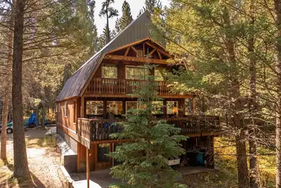 Image de *New Listing* | Waterfront! | 17 Miles to Yellowstone!