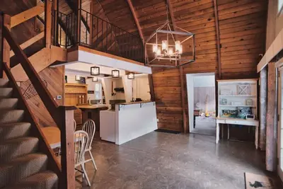 Image de Lake Escape A-Frame Cabin