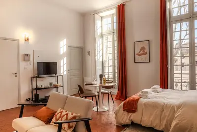 Image de Superbe appartement de charme à 10mn de Saint-Rémy.