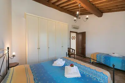 Image de Ferme \"Il Pino - Olivo\" avec piscine partagée, terrasse privée et Wi-Fi