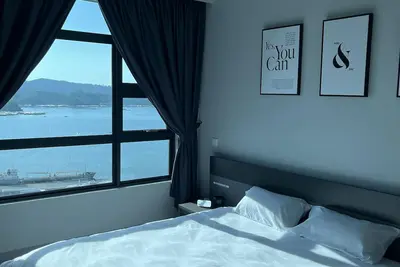 Image de Stunning Homestay | 25th floor Sea & Sunset view | City Center