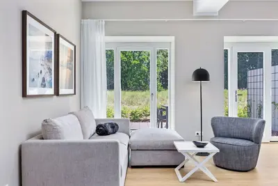 Image de Schönes Maisonette-apartment in Erster Reihe an der Ostsee mit Terrasse & Balkon