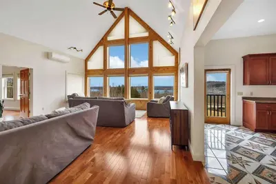 Image de Grand viewLuxury: 4bd Game Room & Sauna!