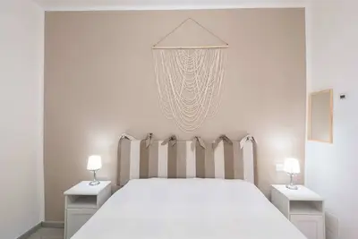 Image de Borgo Stays | Bright apartment near the lake