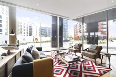 London Luxury Apartment-Panoramic Skyline Views
