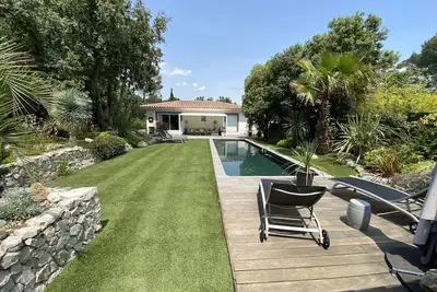 Image de Au cœur de la Provence Verte. Classée 3* en \"Location Meublée de Tourisme\".