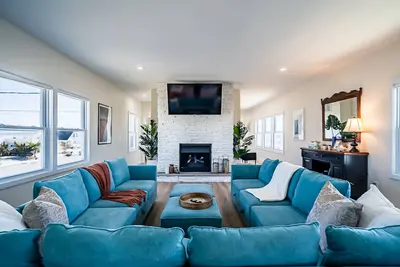 Image de New Construction, Family Friendly, Waterfront!