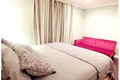 Image de King &Queen beds SmartTV Parking | W/D | Backyard