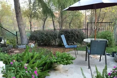 Image de Sweet Spot in the heart of Roseville (1 month minimum)