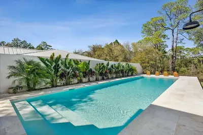 Image de Coastal Lake View & Access! Biggest in Rosemary Beach Private Pool! Sleeps 18