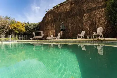 Image de Stunning huge house with garden and pool in the best area! Oasis Palermo! 600m2