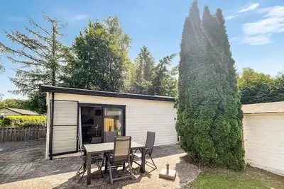 Image de Superbe caravane (statique) Ă Putten