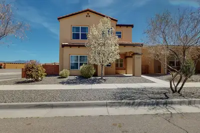 Image de Great 3bd/2. 5ba home in Mesa del Sol, Garage, Dogs