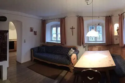 Image de GemĂĽtliche Ferienwohnung fĂĽr bis zu Vier Personen mit Vorgarten