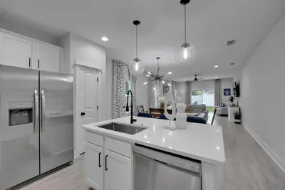 Image de Side A #JaxBeachRetreat w\/ Gameroom and Backyard Oasis