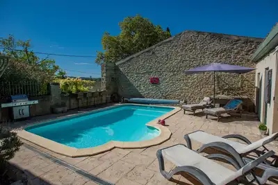 Image de Ancienne ferme rénovée avec piscine privée