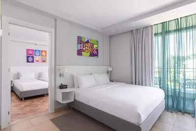 Image de Spacious 2br Good-Value Accommodation! Pools, Kid's Playground & Tennis Courts!