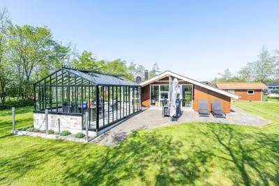 Image de Maison de vacances pour 4 a Hemmet-By Traum