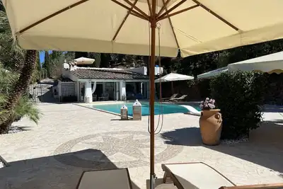 Image de Casa del Glicine, immense in its unique nature