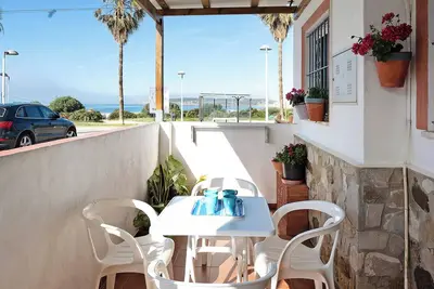 Image de Maison de vacances \"Vistas al Mar Bolonia\" avec terrasse et Wi-Fi