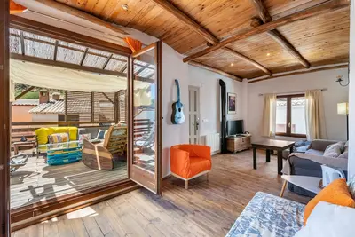 Maison de vacances 'La Lechuga Azul' avec vue sur les montagnes, terrasse privée et Wi-Fi