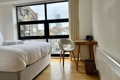 London warehouse Two Bedroom Apartment