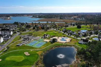 Image de Excellent 2 Bedroom Condo in Bethany Bay community! Wifi, Pool, Beach, Golfing, and more!