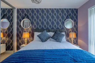 Image de 1bed | 1bath * Great Views* Free Wi-Fi * Parking