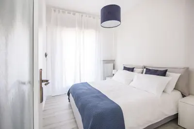 Image de Modern newly renovated apartment near Como
