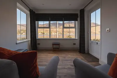 An Dòbhran - a spacious seaside luxury home