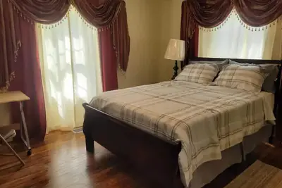 Image de Awesome Home Away From Home! !