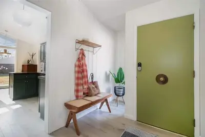 Image de Newly remodeled ranch - less than 2 miles from Notre Dame
