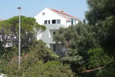 Image de Apartment Mara - 2 bedroom 2 balconies, near Sunset beach, free parking