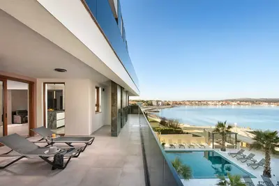 Image de Luxorious apartment with sea view | just 20 m from beach | ideal for 4 persons