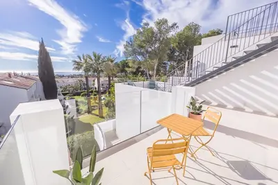 Image de Pent House In Golden Mile