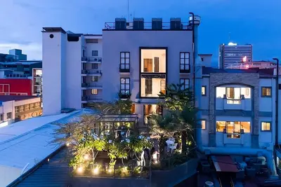 Image de Pets are Allowed Here! Two Modish Units in the Heart of San Jose! Free Parking
