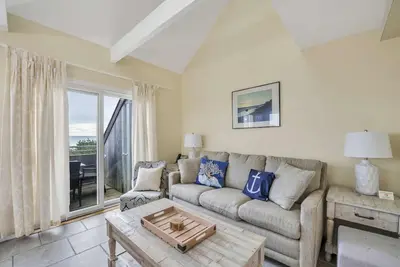 Image de Atlas' Cozy 1br Beachside Home | TennisLoftWiFiPKG