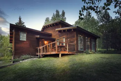 Image de Windigo Lodge with Hot Tub!
