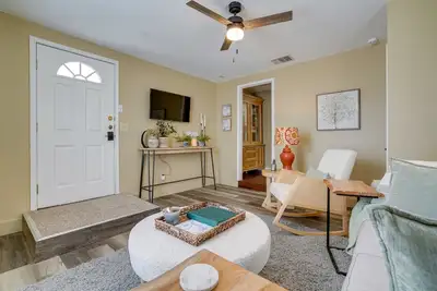 Image de Kerrville Vacation Rental Across From River Trail!