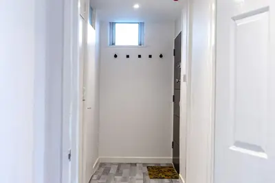 Pristine RelocationApartment that's perfect to enjoy your time.