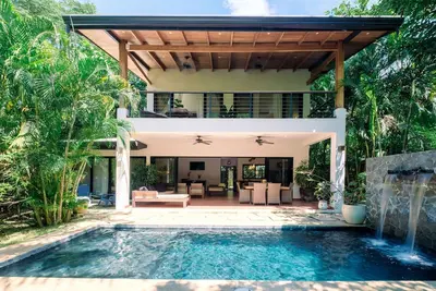 Image de Sun-filled home in Guiones, Villa del Pacífico.