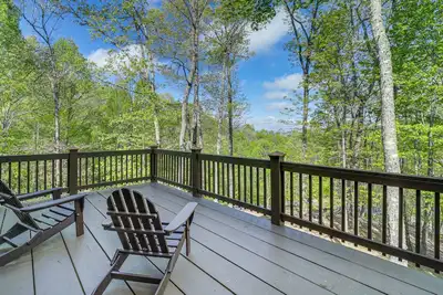 Image de Hot Tub & Fire Pit: Secluded Gem in Franklin